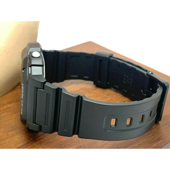 Casio Men's Watch F108WH-1A Illuminator Quartz Digital Black Resin Sport 3224 - Picture 10 of 13